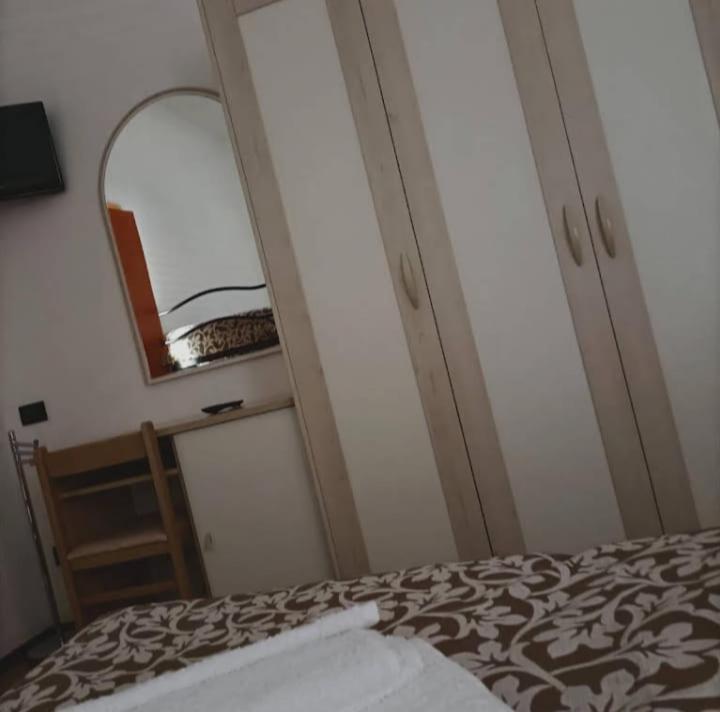 Hotel Ducale Bellaria-Igea Marina Esterno foto
